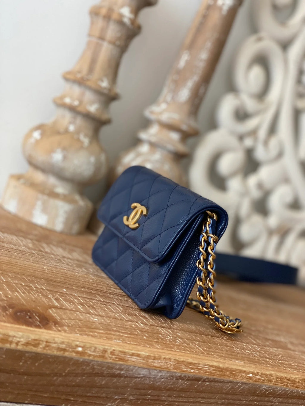 Blue Clutch With Chain B498