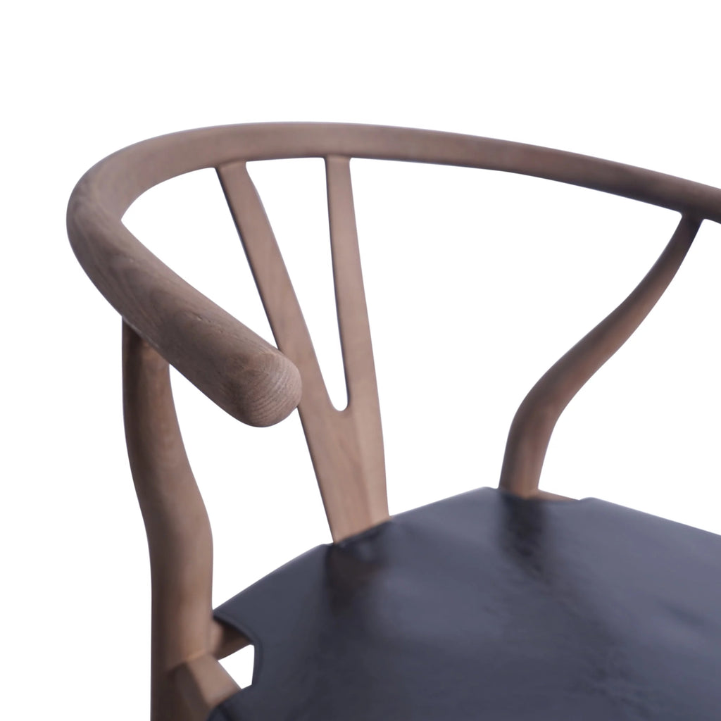 Black Faux Leather and Elm Wood Wishbone Chair L294347