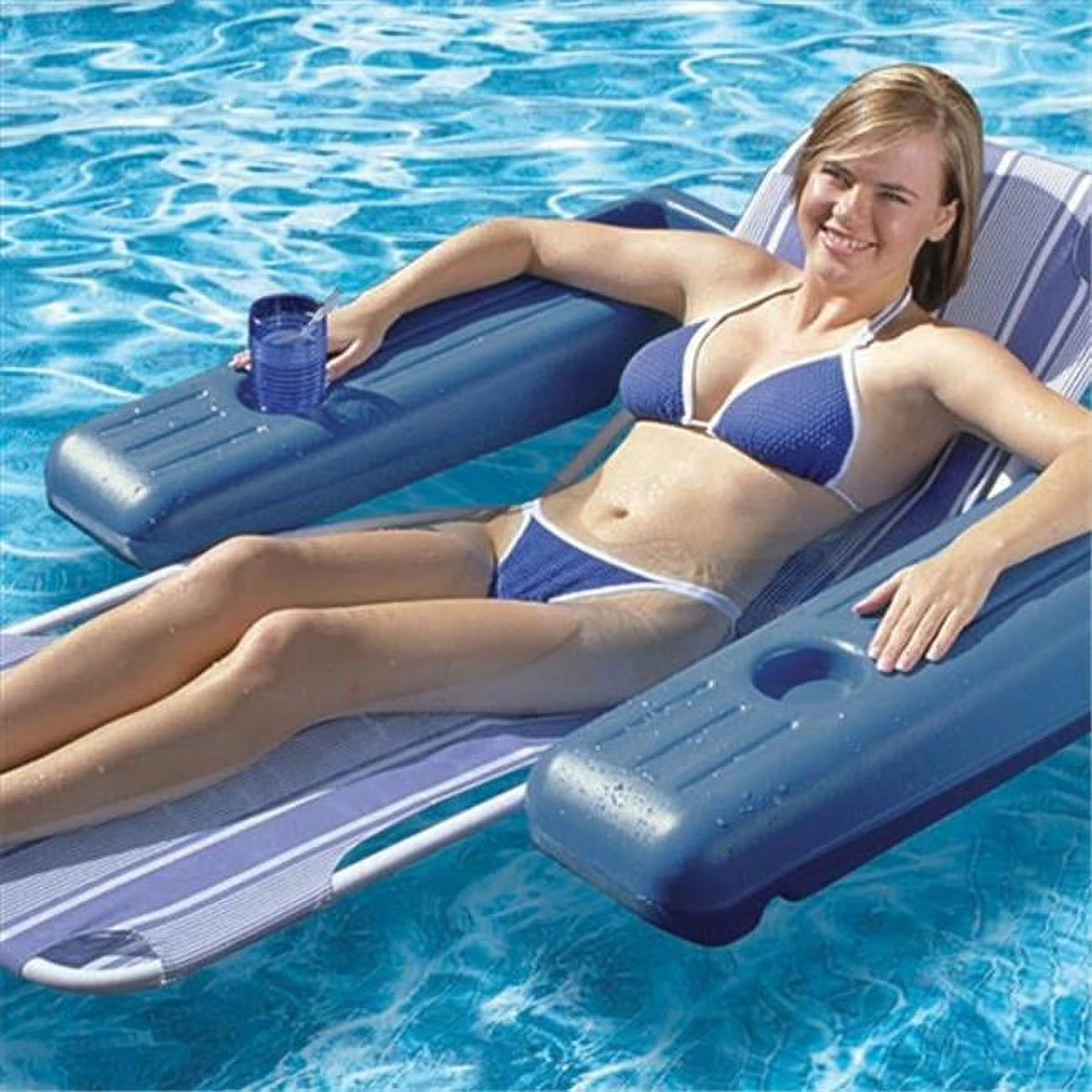 Floating Lounge B891325
