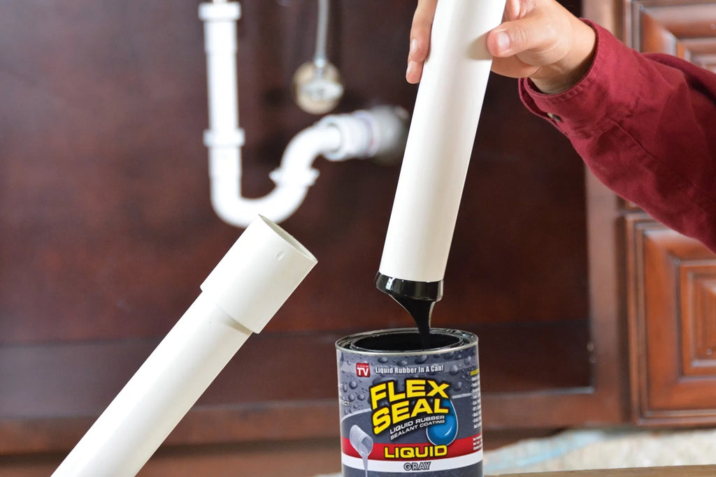 White 32 oz Liquid Rubber Sealant Coating U334