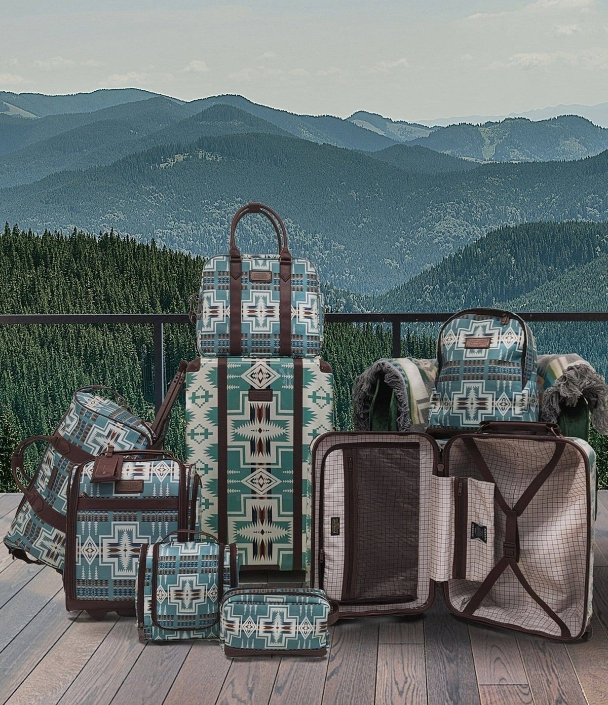 Aqua Carry-On Spinner M952384