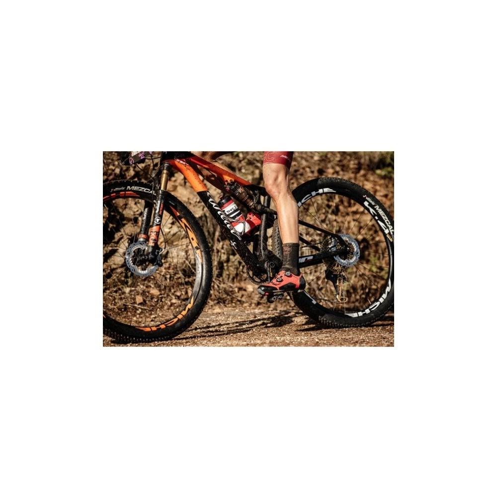 Mezcal III Tire J552