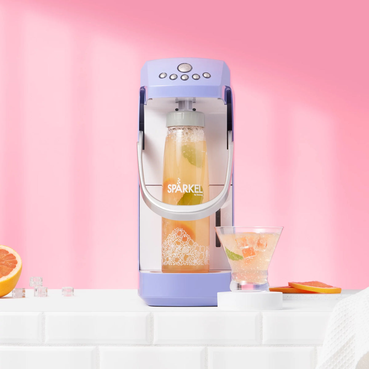 Sparkling Water Maker with 5 Carbonation Levels N660440