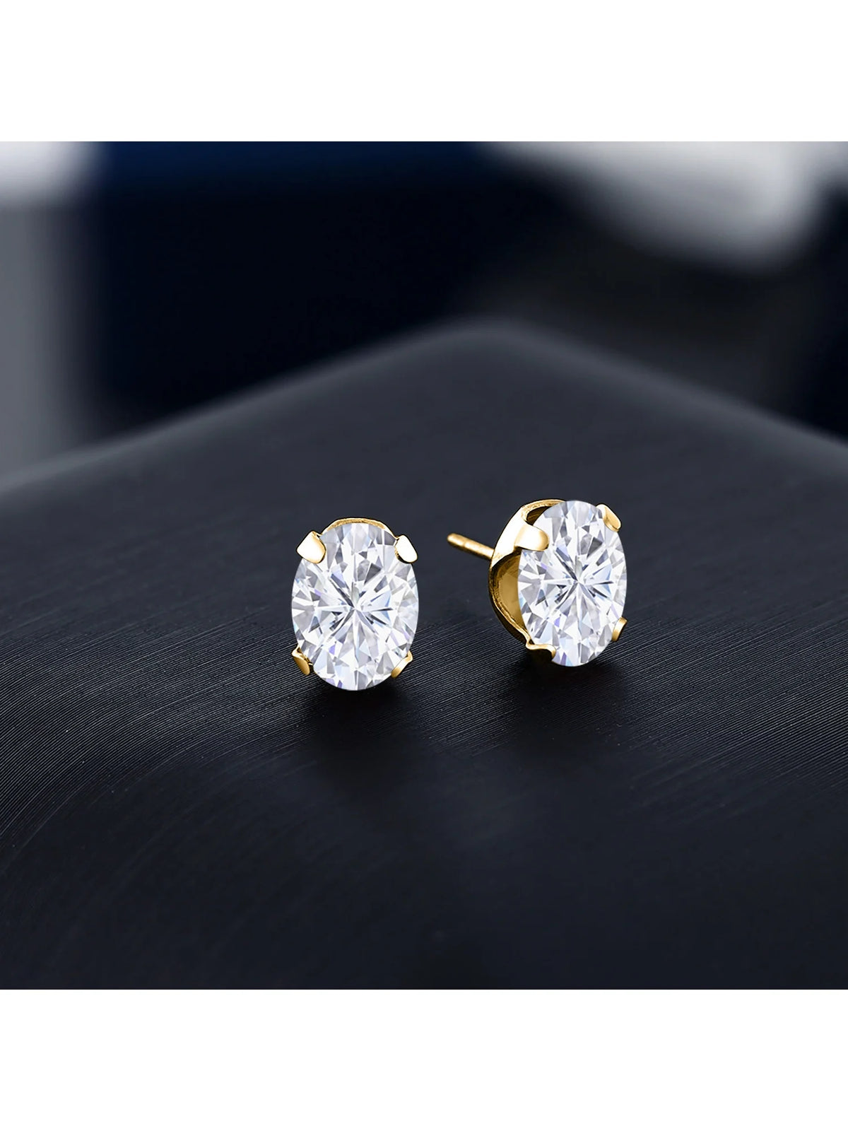 Oval GH Created Moissanite Stud Earrings N7531