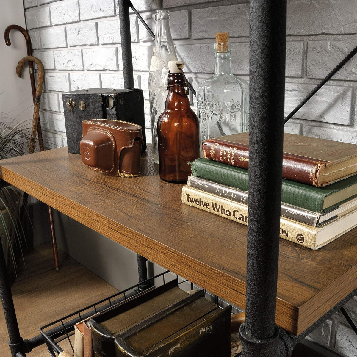 Tall Bookcase I77058