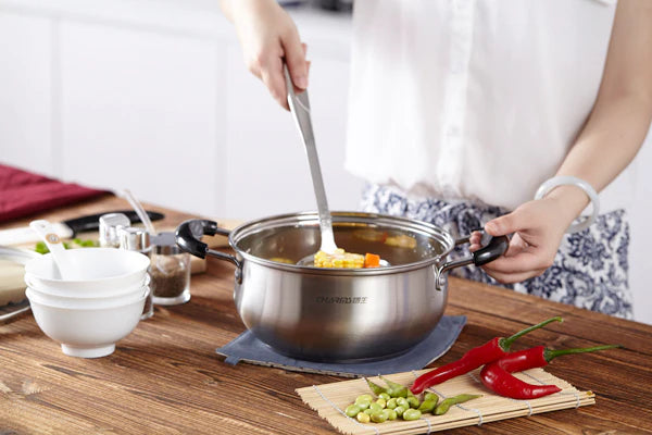 Stainless-Steel Casserole Pot with Glass Lid C151718