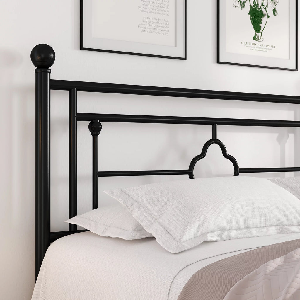 Queen Size Black Metal Bed with Vintage Headboard G830