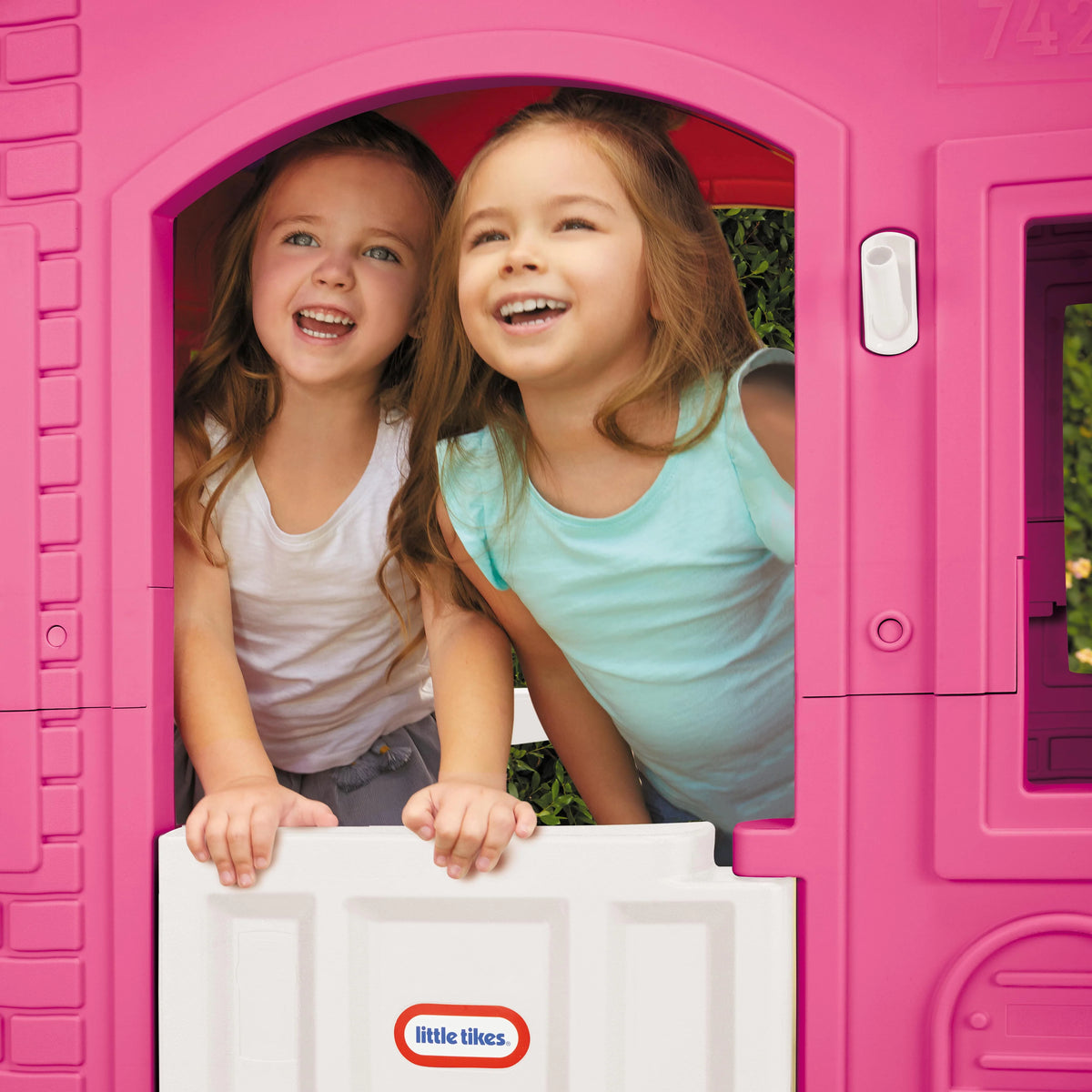 Pink Pretend Playhouse Q416