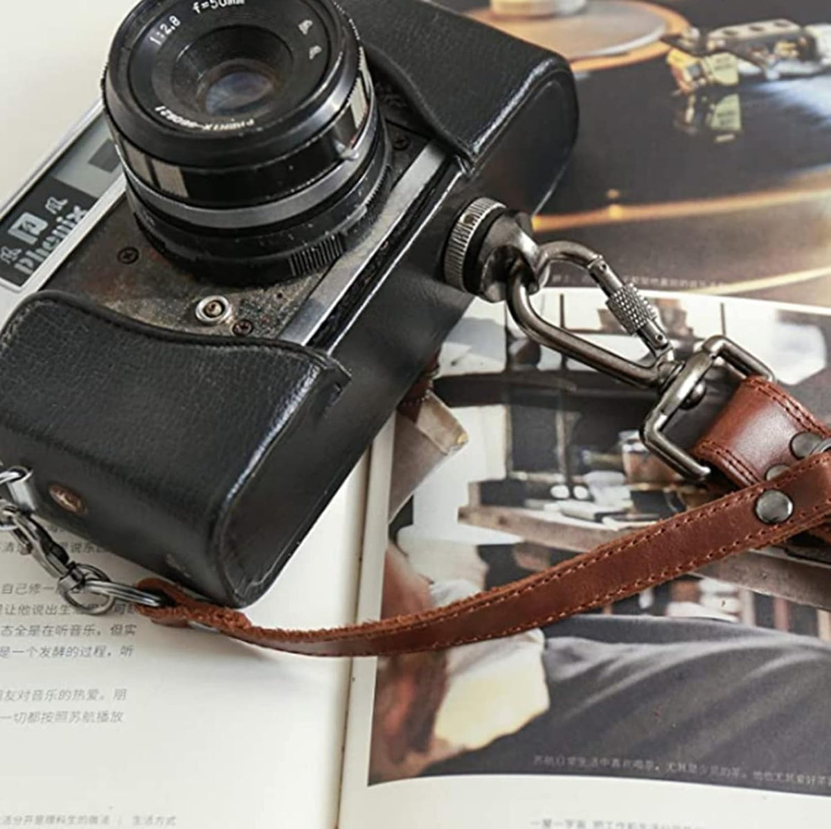 Adjustable Leather Camera Strap U40869