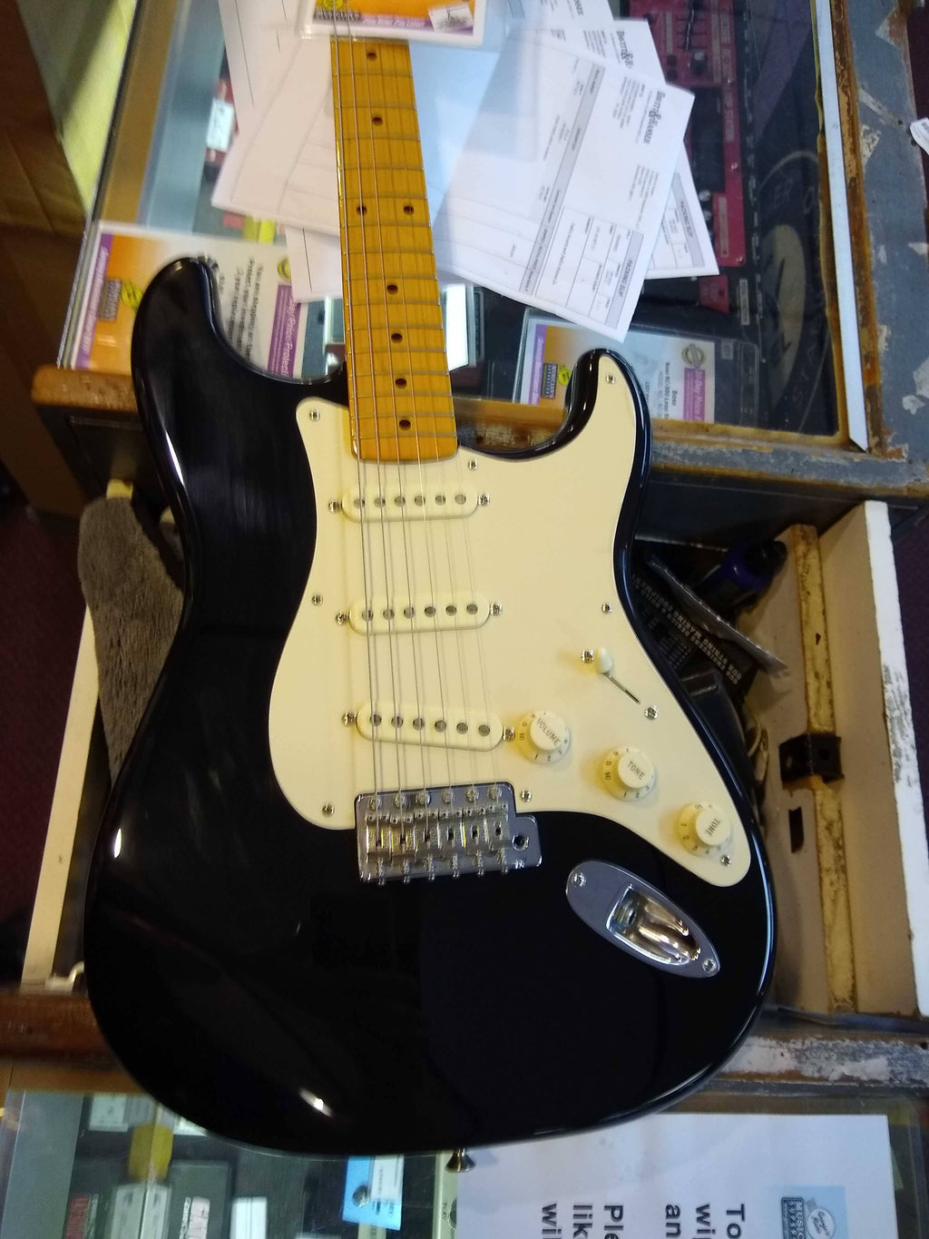 Black Maple Fretboard Stratocaster M35023