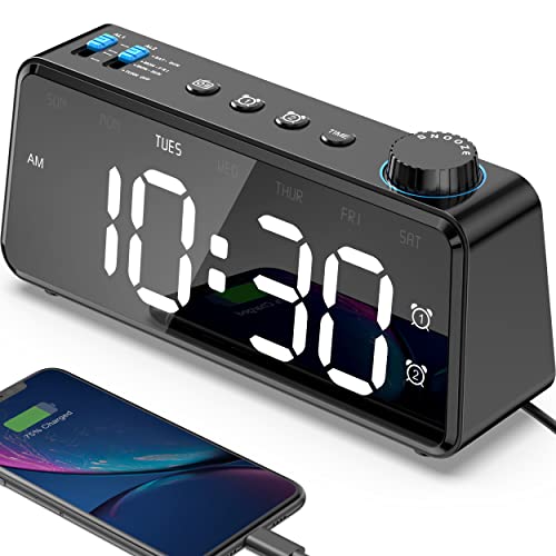 6.5'' Large Display Digital FM Radio Alarm Clock with USB Charging Port T213