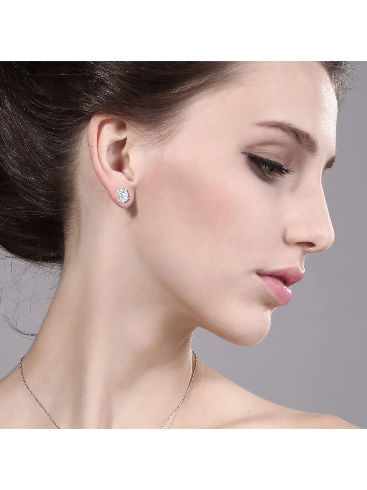 Oval GH Created Moissanite Stud Earrings N7531